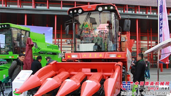 2016中國第五屆全國農(nóng)業(yè)機械及零部件展覽會(圖2) \