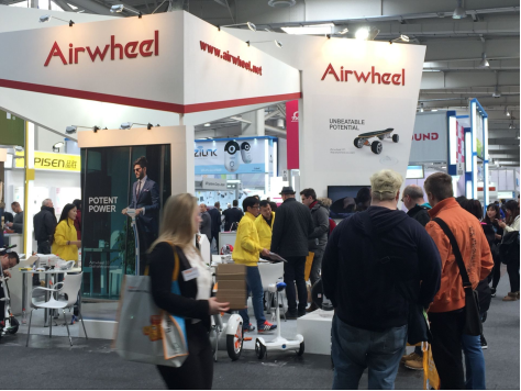 Airwheel平衡車登陸德國漢諾威CeBIT2016展會(圖3) Airwheel平衡車登陸德國CeBIT大展