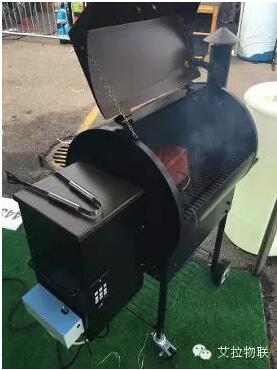 Ayla攜Smoke Daddy炭烤爐玩轉(zhuǎn)燒烤展(圖2) Ayla攜Smoke Daddy炭烤爐玩轉(zhuǎn)燒烤展(圖2)