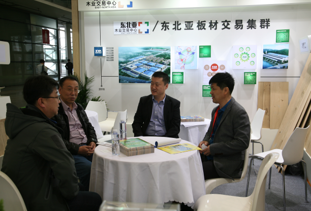 撫順縣組織域內(nèi)企業(yè)赴國際展會“搶”商機(圖2) 撫順縣組織域內(nèi)企業(yè)赴國際展會“搶”商機(圖2)