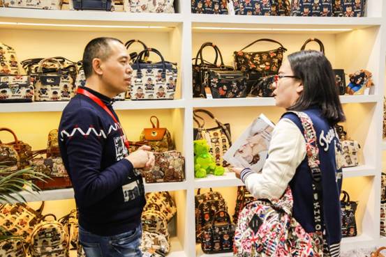 全球原創(chuàng)鞋業(yè)皮具展2016(春季)融合新格局(圖3) 全球原創(chuàng)鞋業(yè)皮具展2016(春季)融合新格局(圖3)