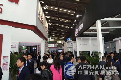西安安博會現(xiàn)場亮點不少 圓滿落幕相約2017(圖2) 西安安博會現(xiàn)場亮點不少 圓滿落幕相約2017(圖2)