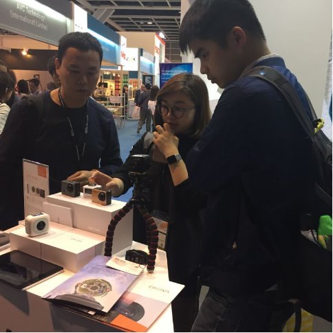 OKAA雙眼全景相機亮相香港春季電子展(圖2) OKAA雙眼全景相機亮相香港春季電子展
