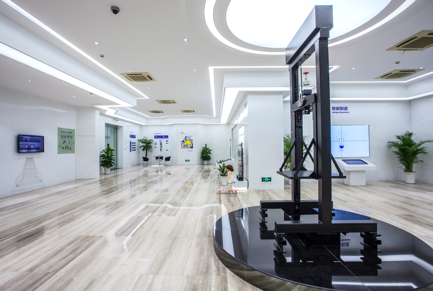 奧的斯全球總裁為奧的斯機(jī)電中國展廳揭幕(圖4)